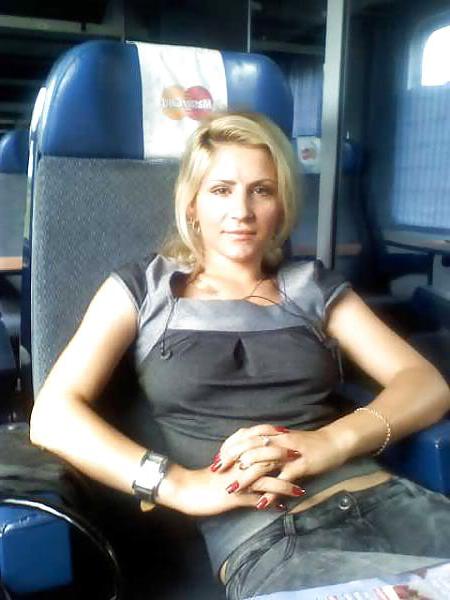 8P Girl 5 (Romania webcams)