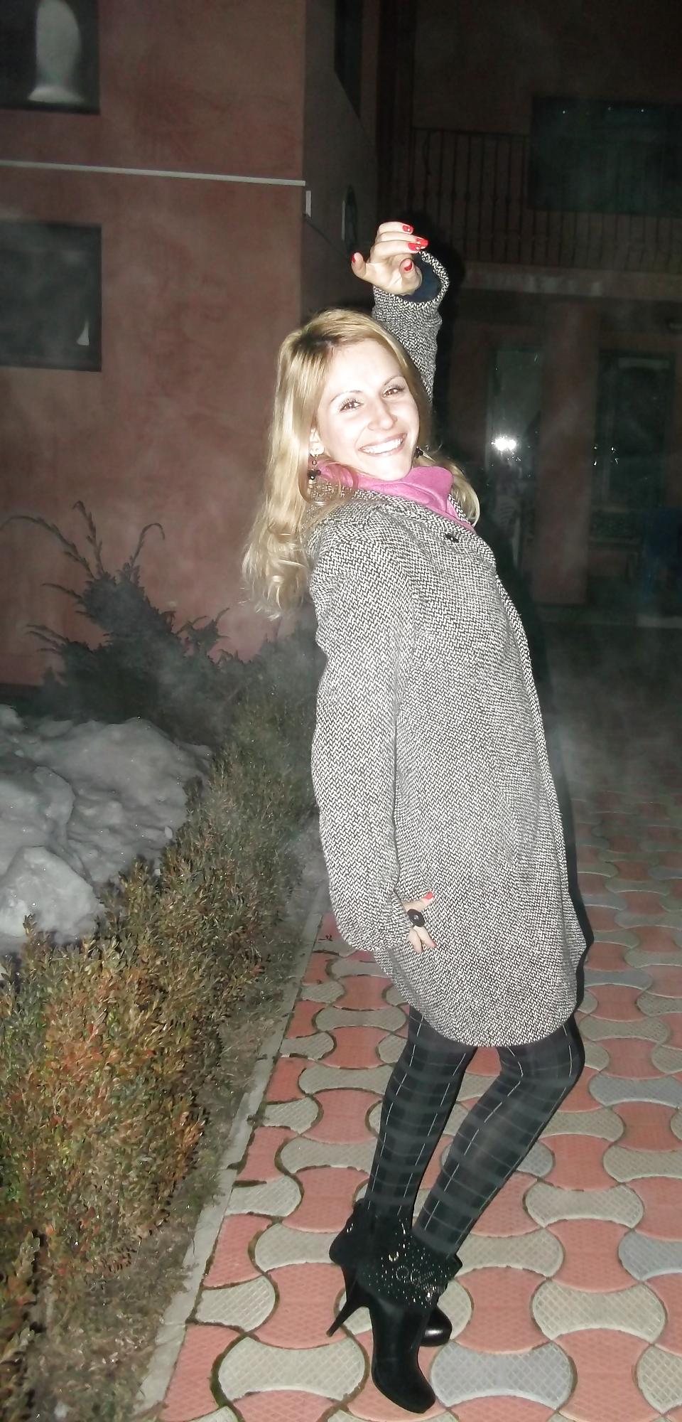 8P Girl 5 (Romania webcams)
