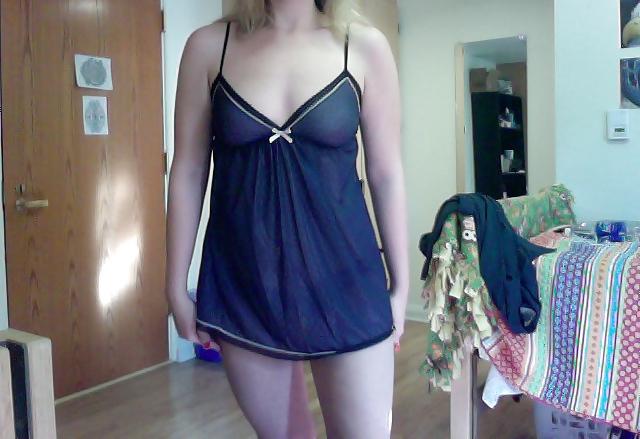 9P Stolen Webcam Pics