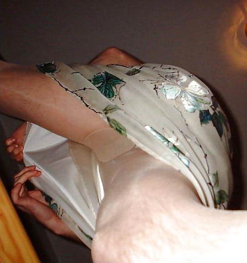 25P Withe Satin and Satin Lined Skirt
