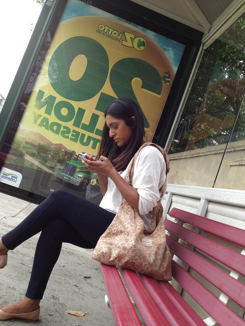 25P Bus stop hottie