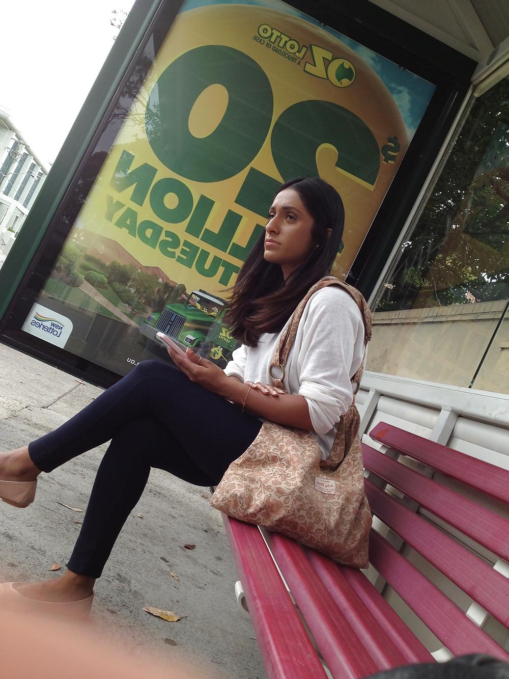 25P Bus stop hottie
