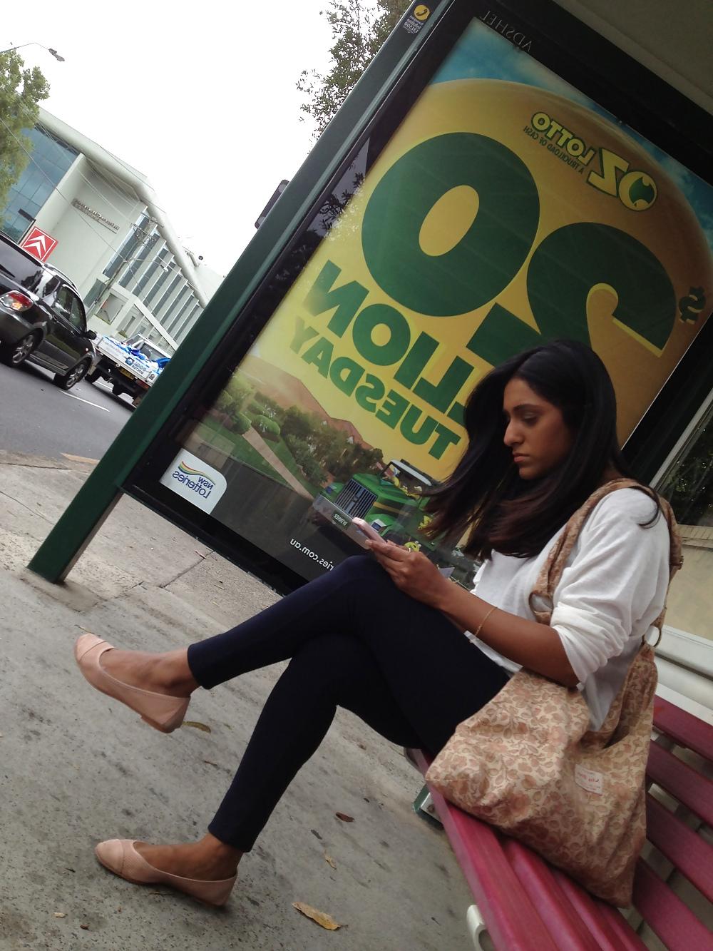 25P Bus stop hottie