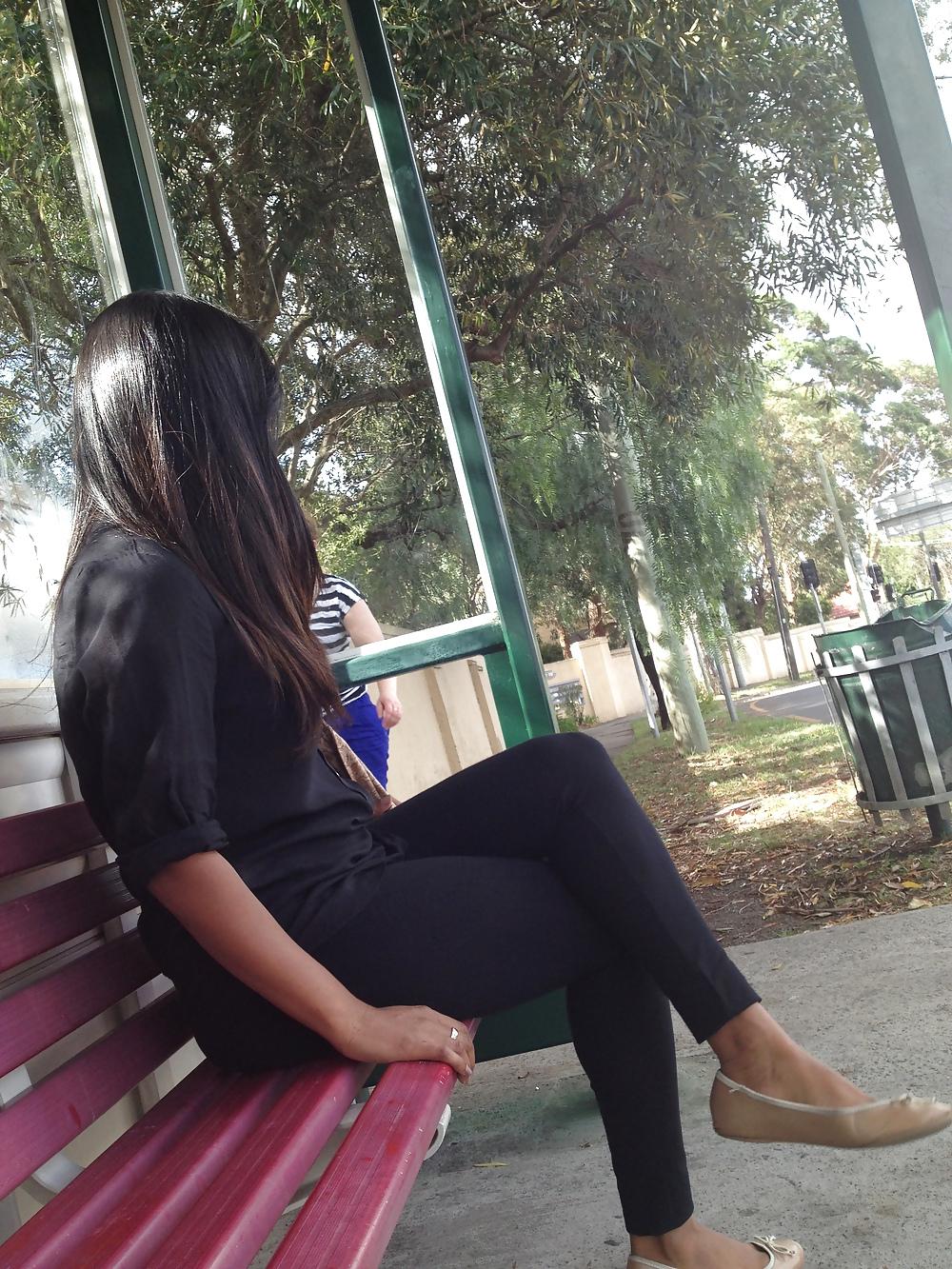 25P Bus stop hottie