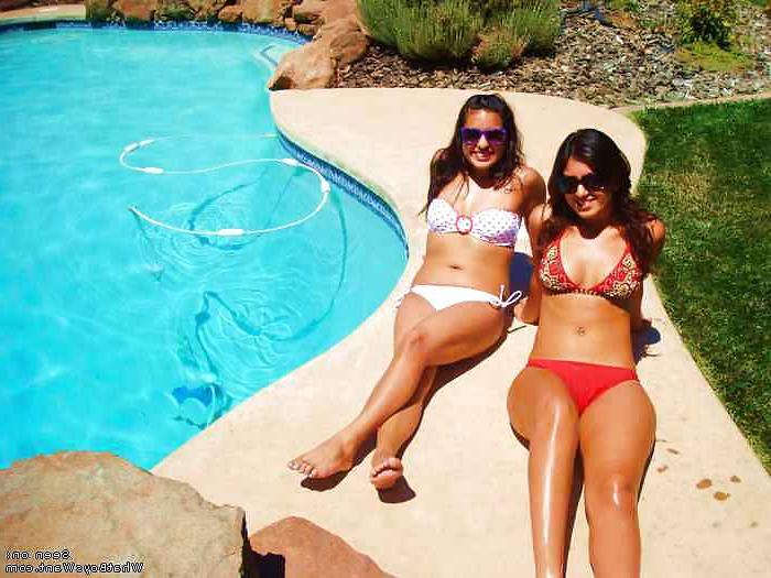 25P Latina Slut Aarika Bikini Pictures