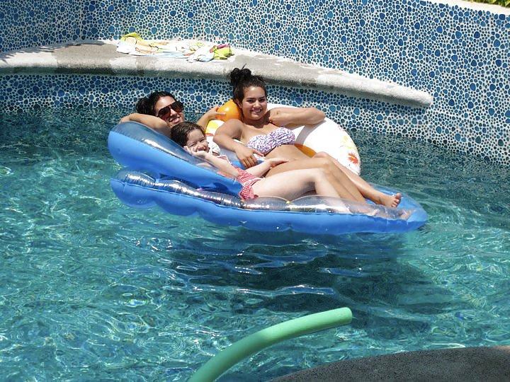25P Latina Slut Aarika Bikini Pictures