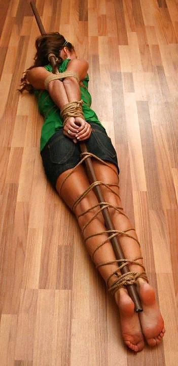 25P XCHICAS BDSM 75