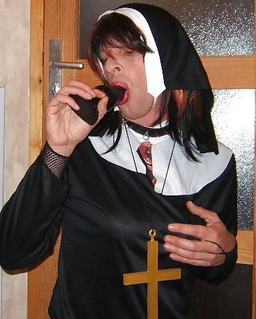 10P Danny nun