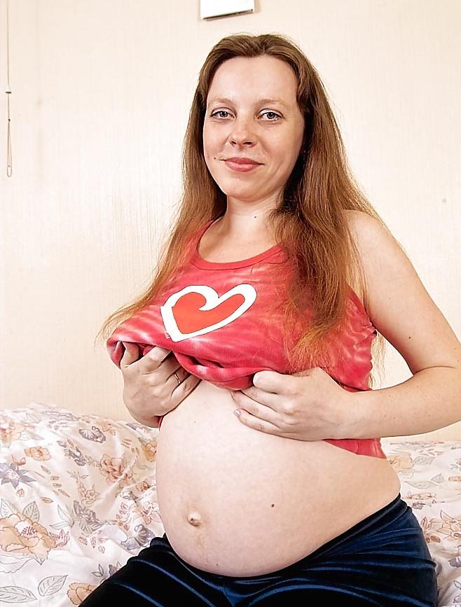 22P Pregnant, Hairy and Big Areolas