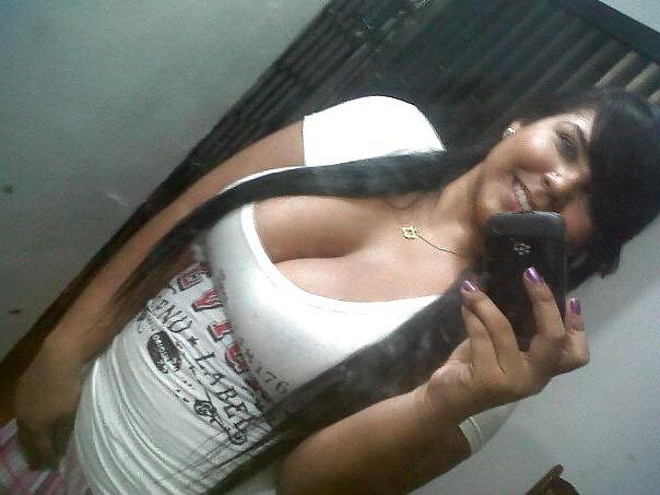 12P Big tit latina