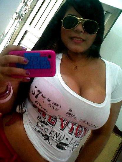 12P Big tit latina