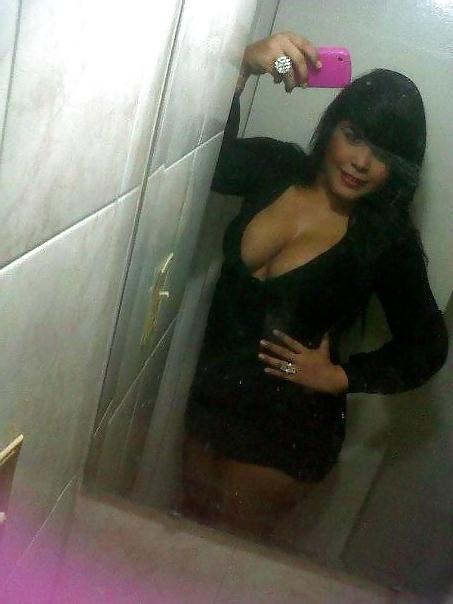 12P Big tit latina