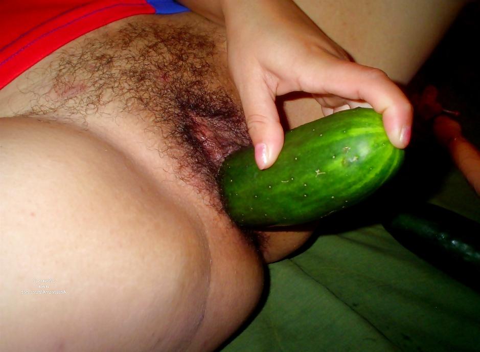 25P Hairy Pussy Cuties III