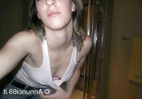 6P Mia cgina in webcam