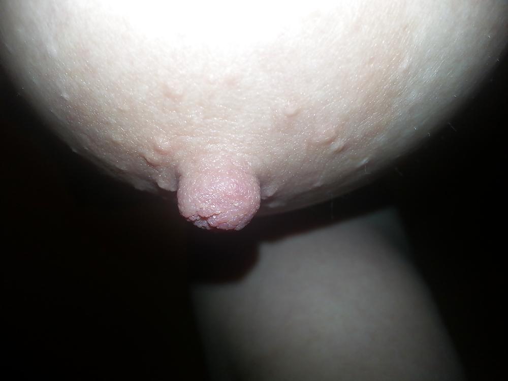 25P Slut Lateshay white saggy floppy 36G tits
