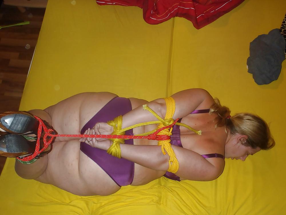 8P Wife in bondage