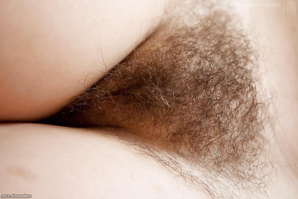 25P FIGA PELOSA NATURALE 9  NATURAL HAIRY PUSSY  9