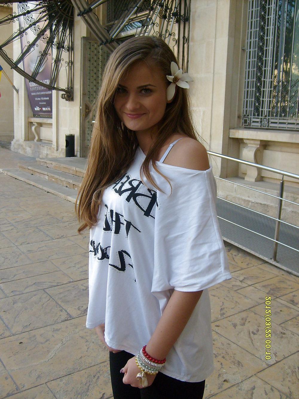 9P Sweetbelle01 on videochat (Bucuresti Romania)