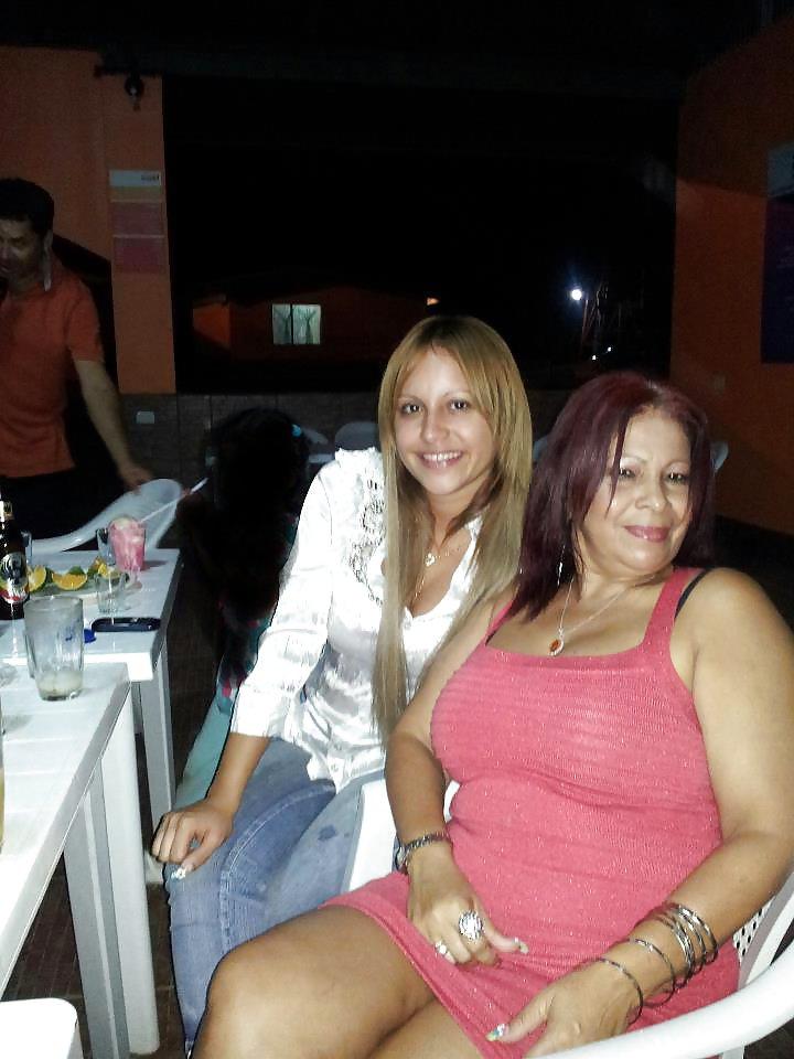 17P Sexy mature latin mom