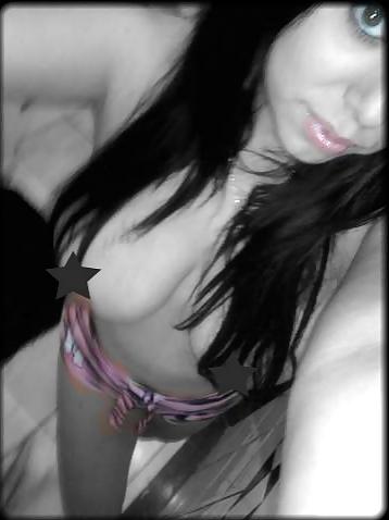 11P Thick latina milf