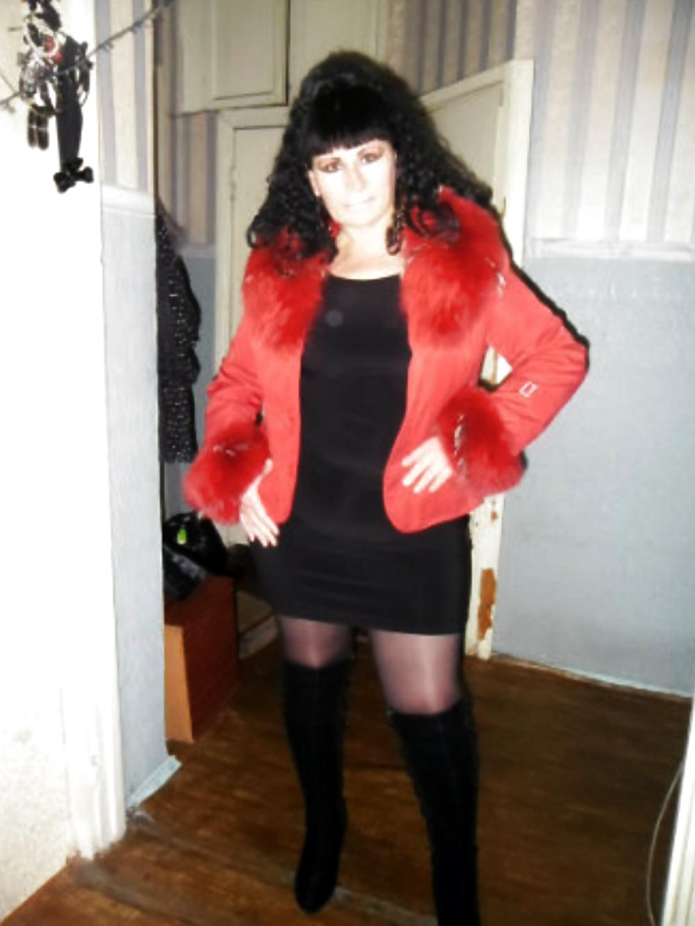 11P Russian hot milfs