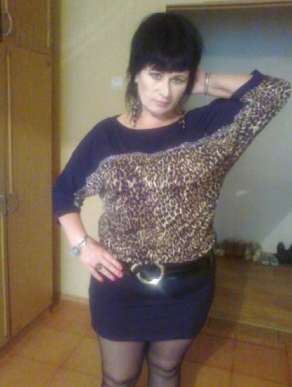 11P Russian hot milfs