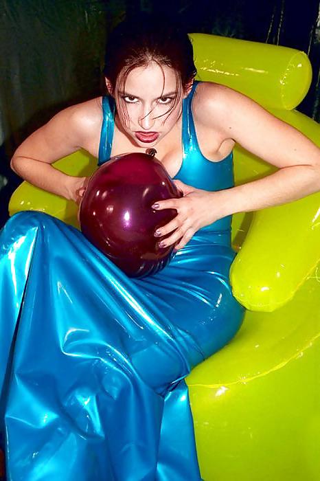 12P Latex Girl Gaged