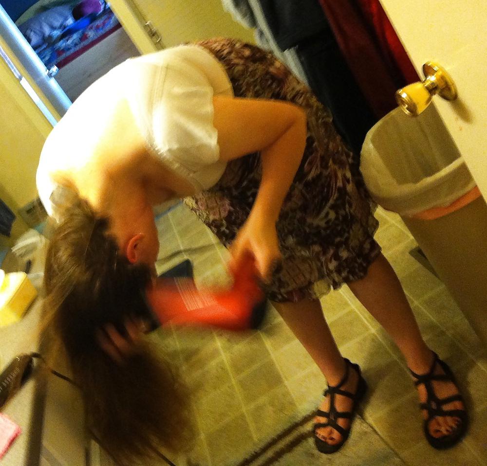 18P More Sexy Mormon Wife in Garments