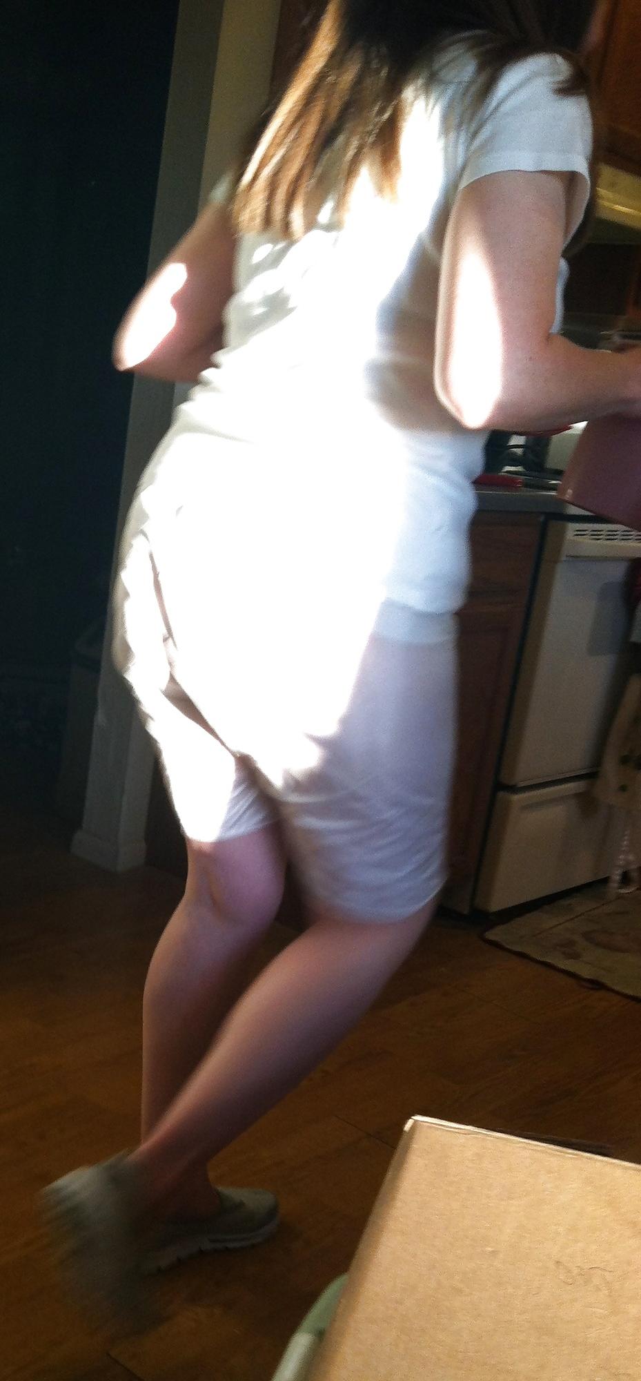 18P More Sexy Mormon Wife in Garments