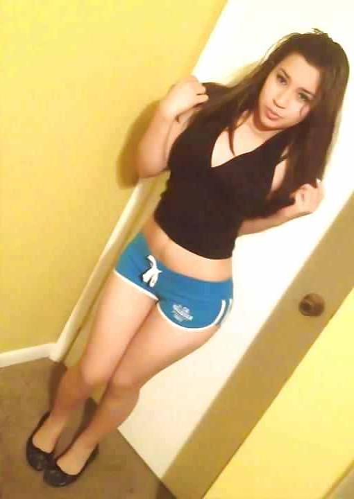 9P Latina buena y virgen