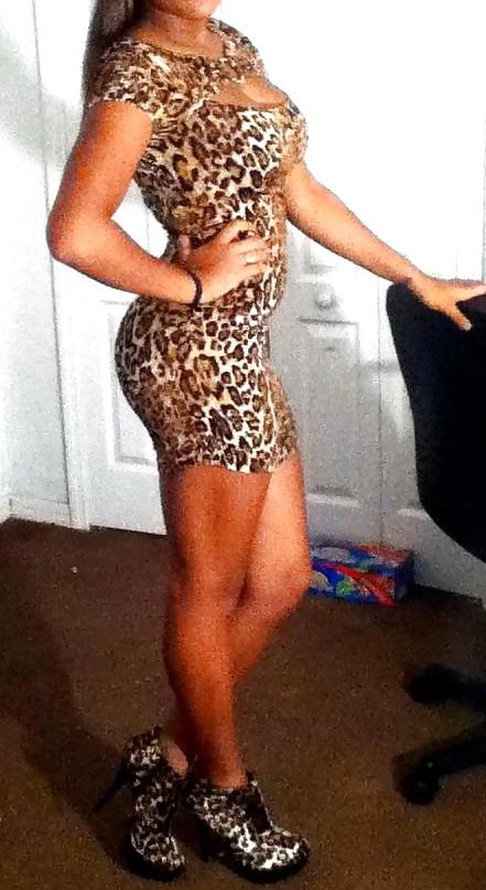 25P Wife in Tight Dresses