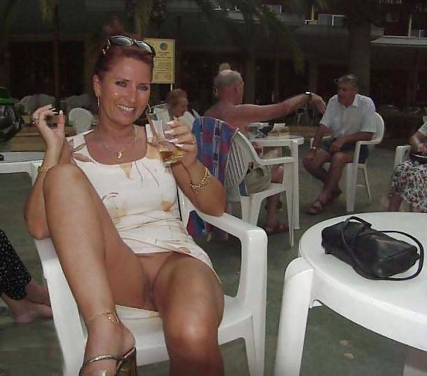 15P Wet and horny Mature