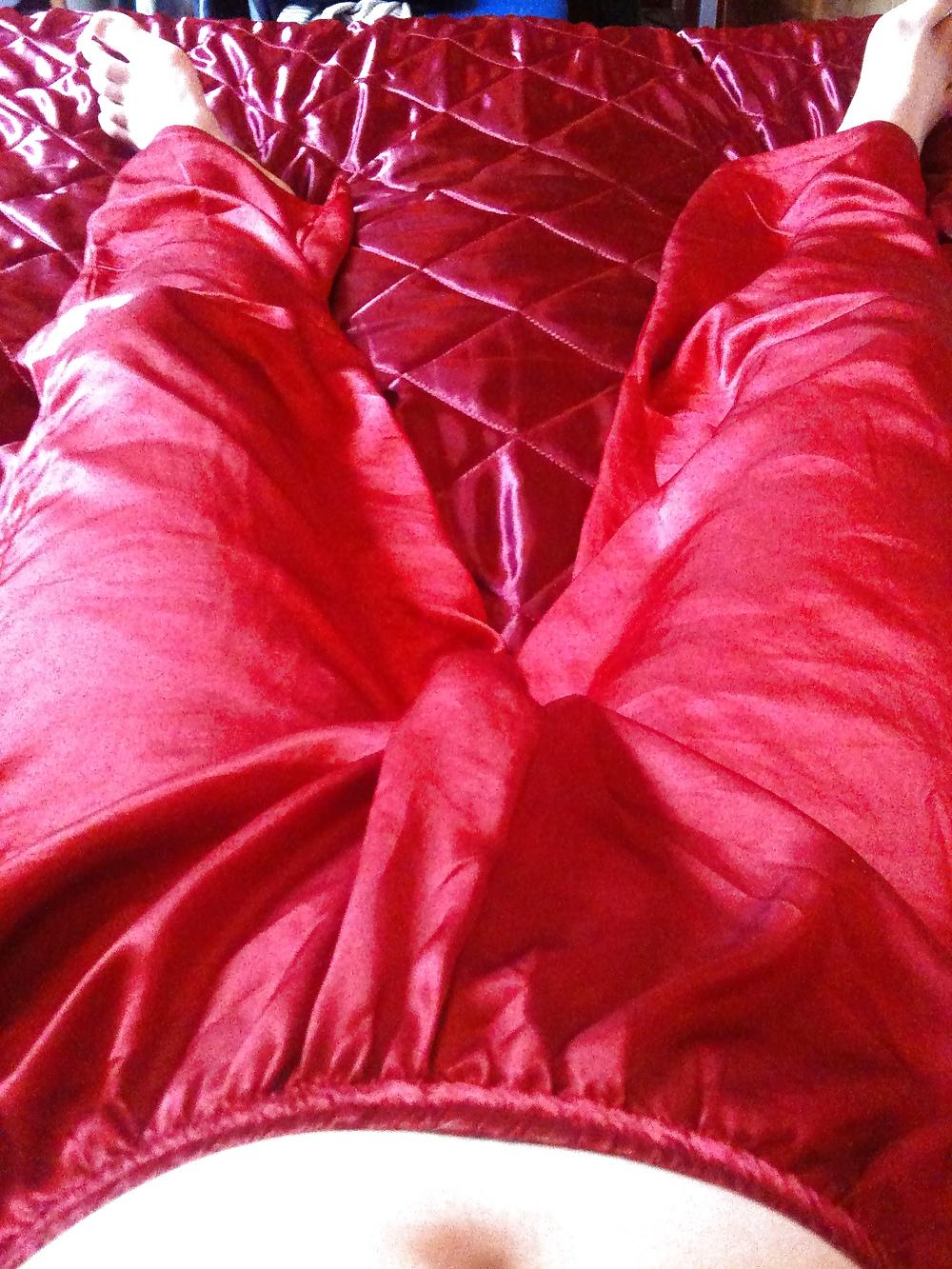 6P In my Satin PJs ladies