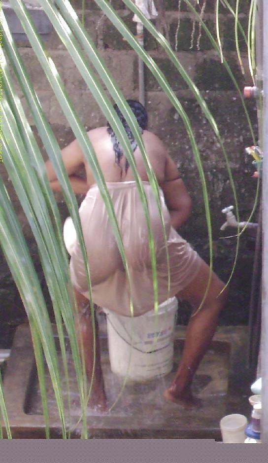 25P Aunty ass