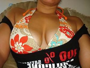 14P Milf latina 