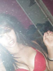 6P Latina with amazing tits
