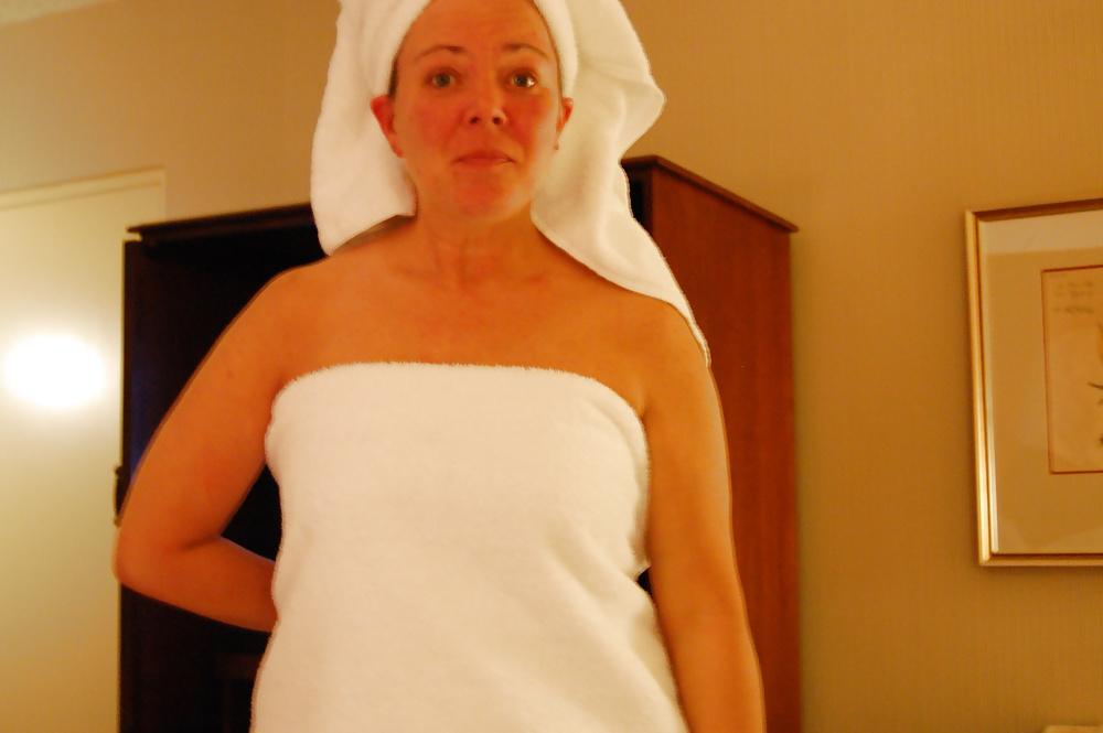 25P Wife's girlfriend,nurse debb !!