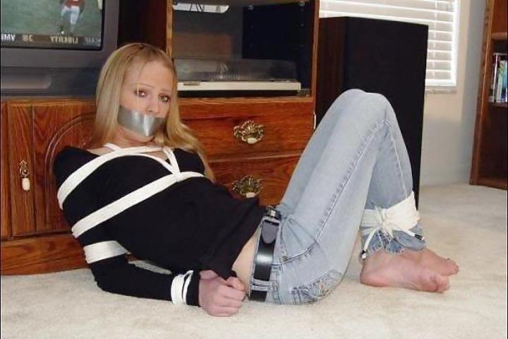 15P XCHICAS BDSM 30