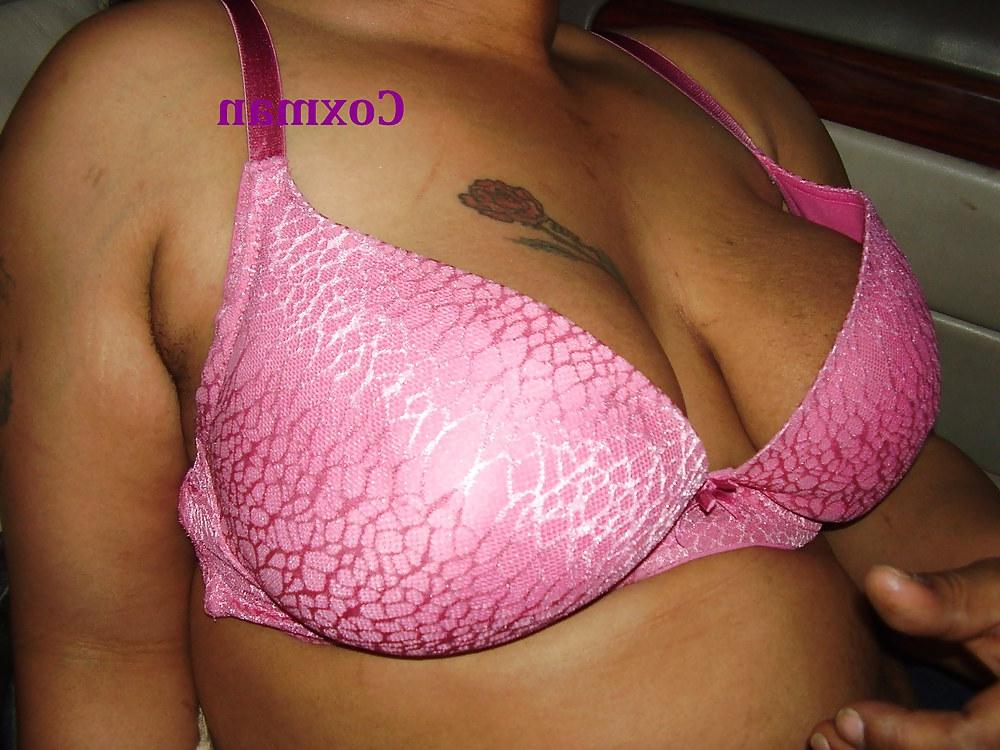 9P Saggy Jamaican tits 4