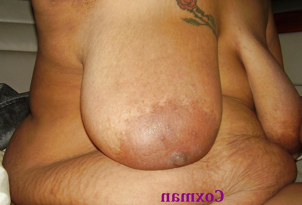 9P Saggy Jamaican tits 4