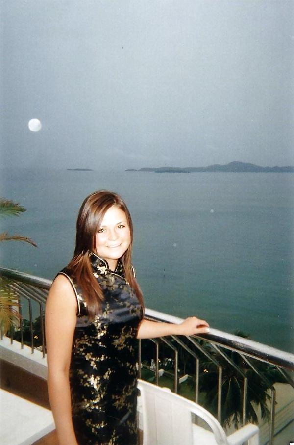 25P Single Western girl in Satin Cheongsam