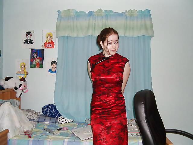 25P Single Western girl in Satin Cheongsam