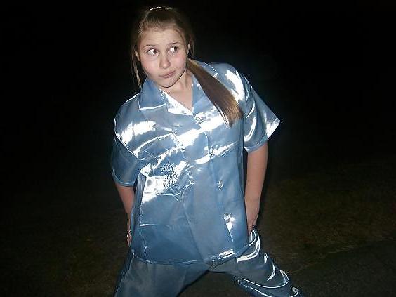 25P Single girl in Satin Pajama