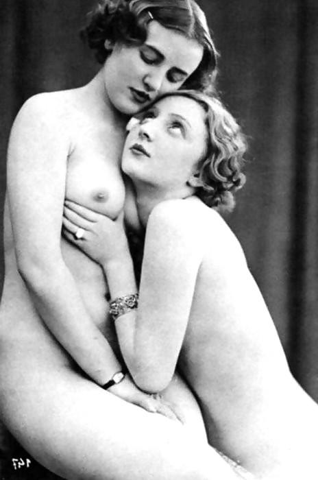 25P HOT LESBIAN ACTION!