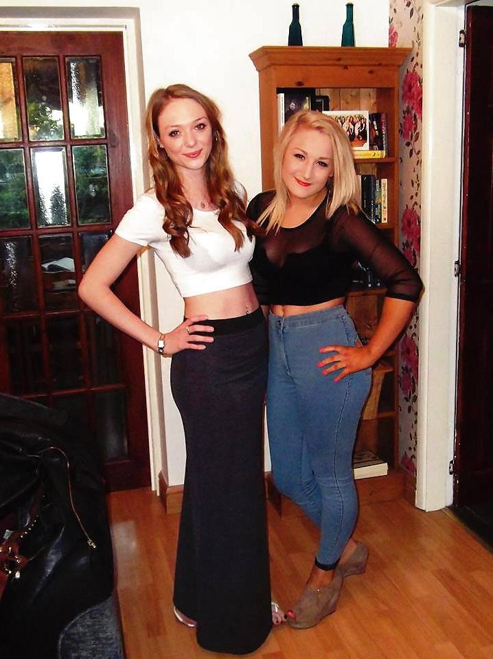 4P Didn't realise how much this shirt makes my tits poke out :O