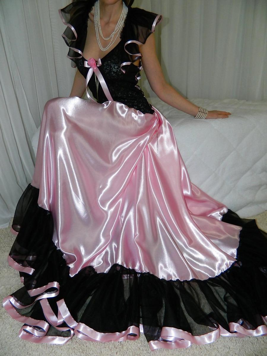 8P Satin nightgown in pink and black