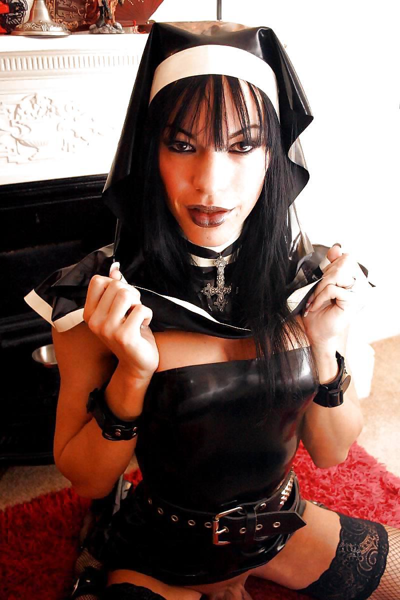 25P LATEX TS