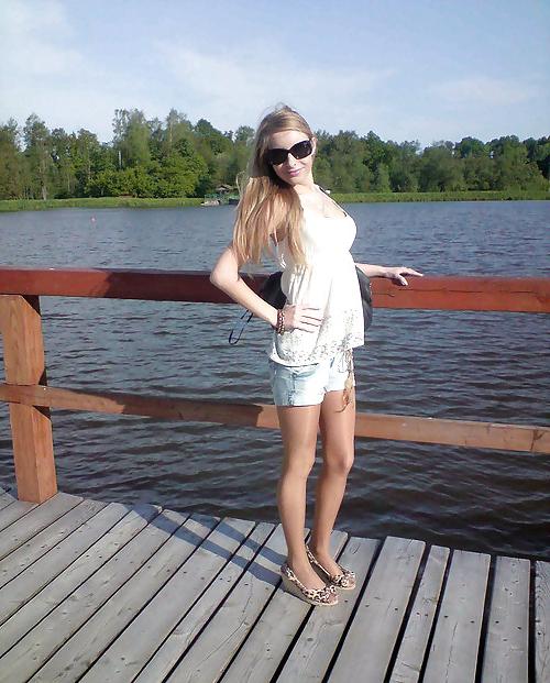 25P Hot nylon legs