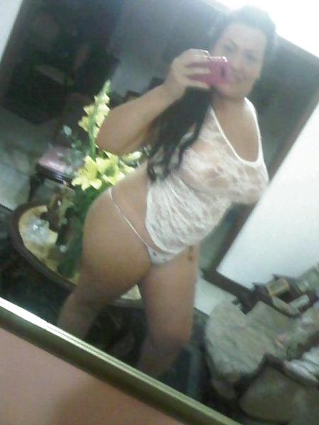 18P Sexy latina