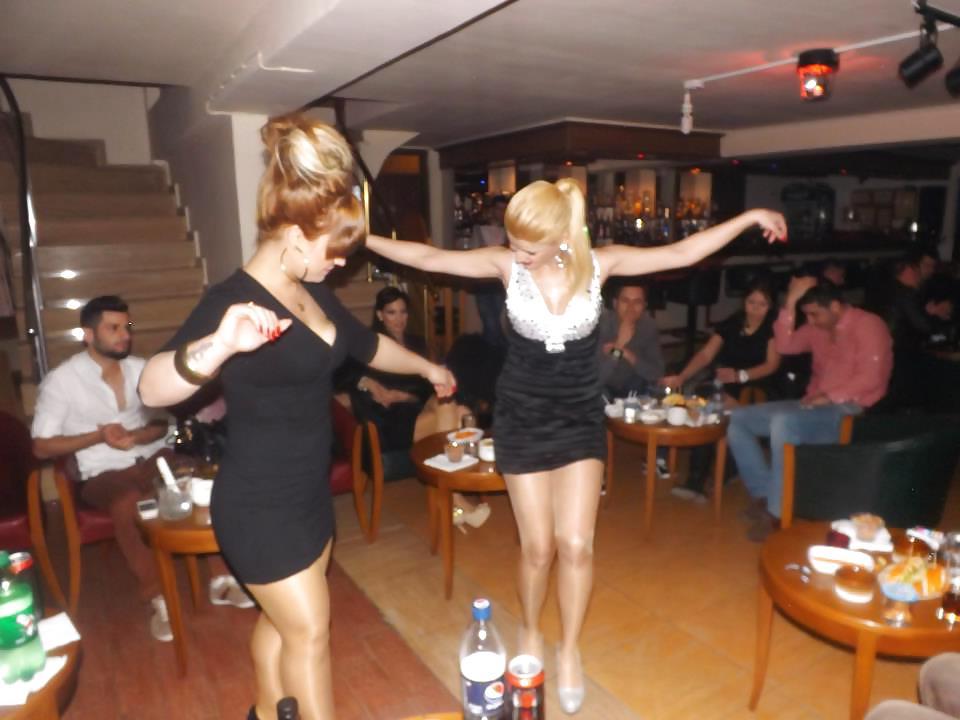 25P Nylonfrauen auf Tour